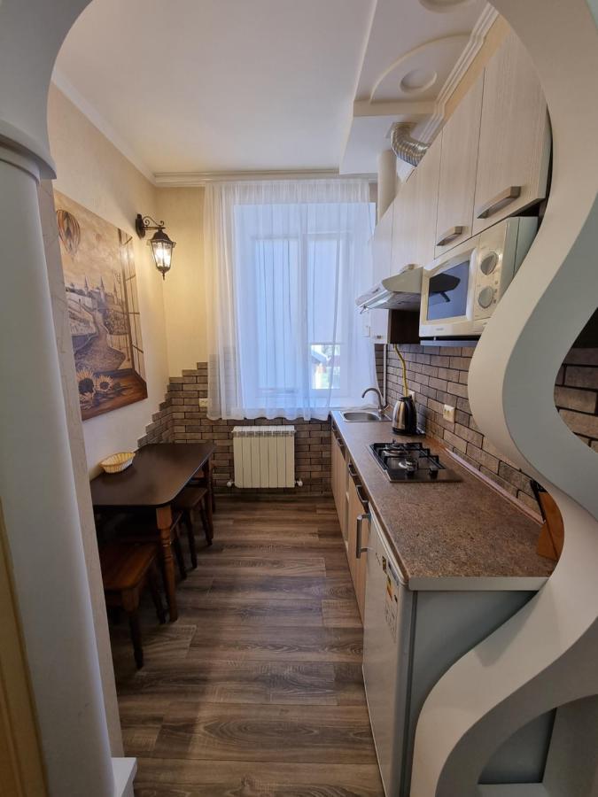 Petropavlivska Apartment Тиха Вуличка В Центрі Старого Міста Kamjanez-Podilskyj Exterior foto